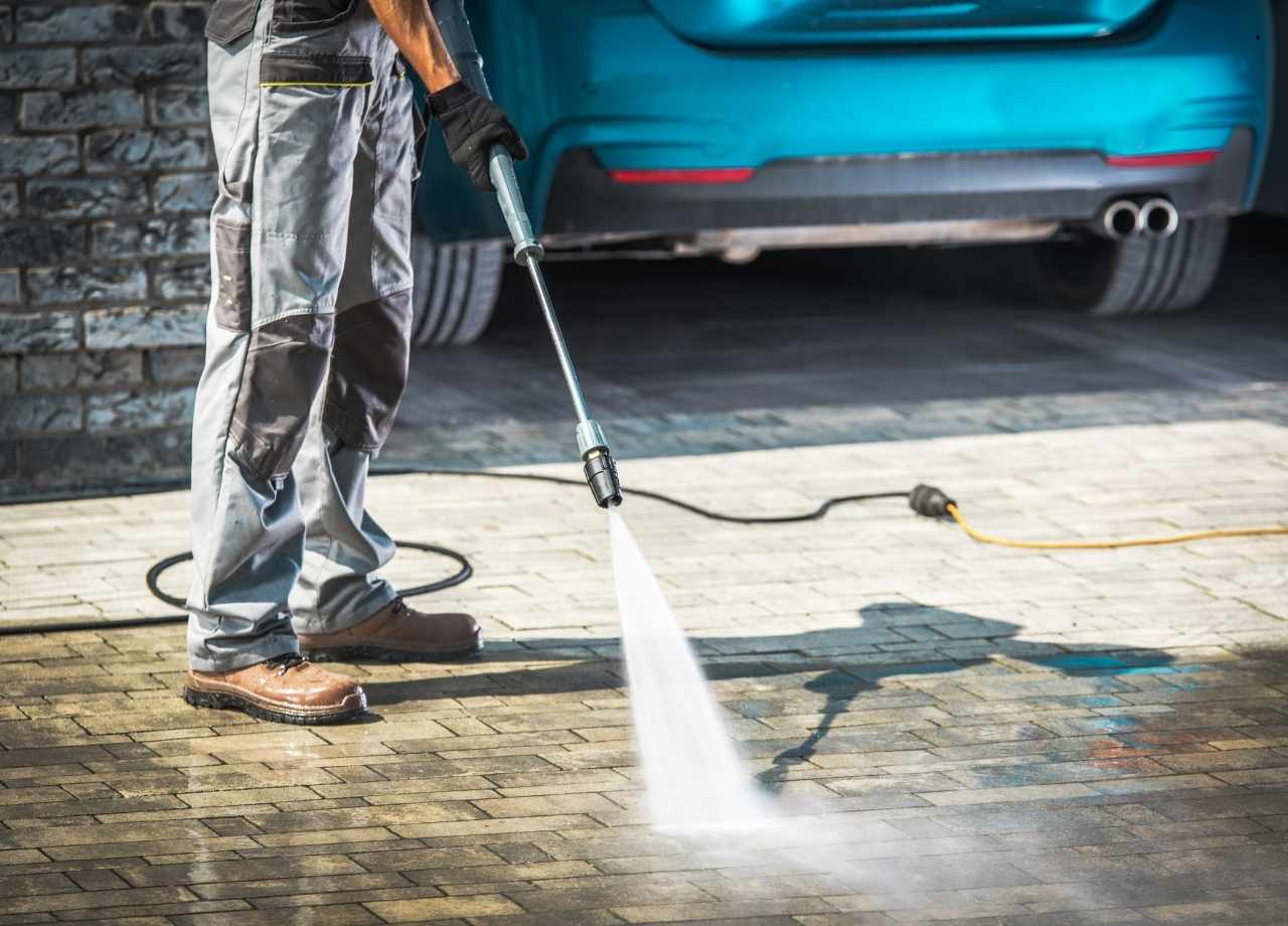 can you pressure wash asphalt
